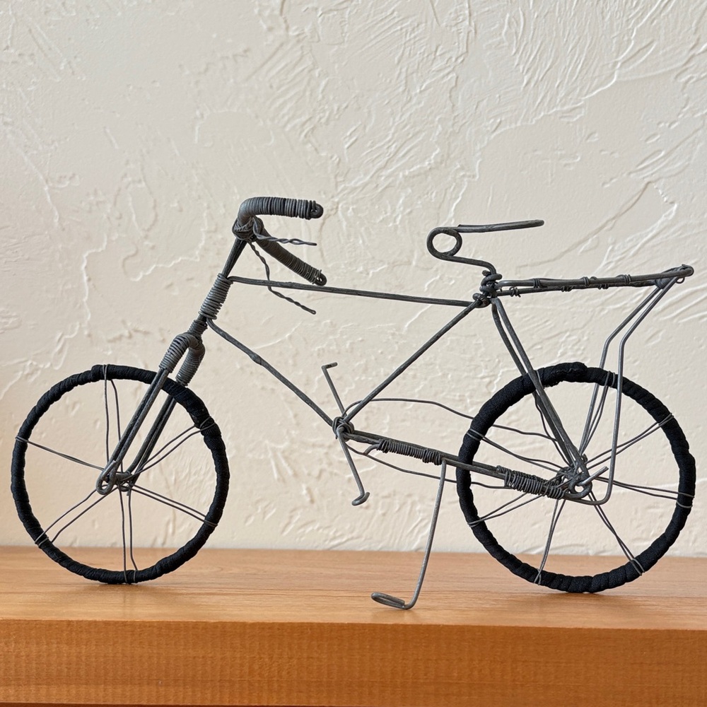 NEW!  Great gift!!  Handcrafted Wire Bicycle Sculpture - Black and Gray